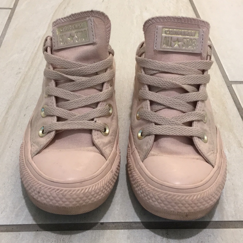 Low-top Converse - Picture 2 of 5